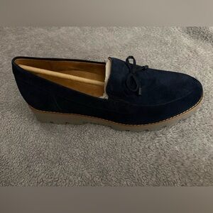 NWT. Still in box. Vionic Navy suede Finley loafer. Retails over $100. Size 9.5